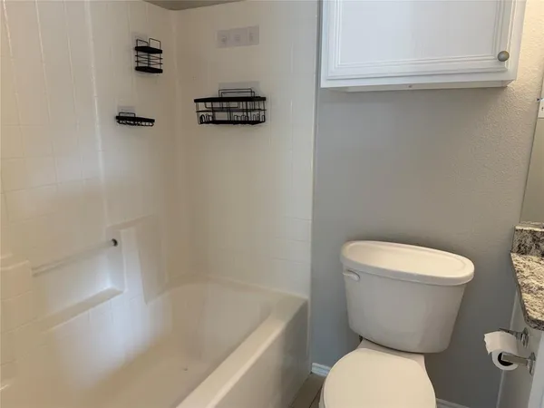 $1,850 | 3332 Navaro Street, Dallas, TX 75212