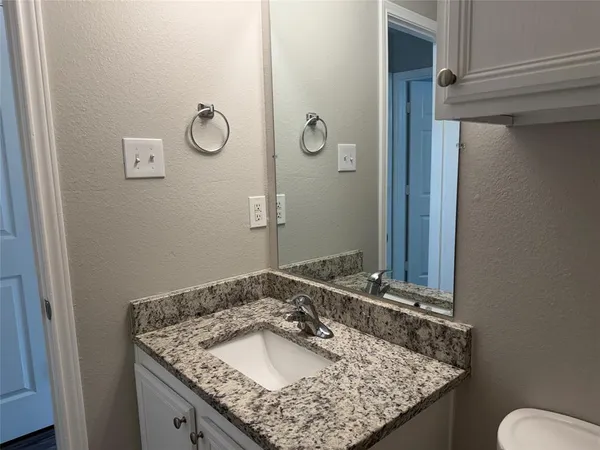 $1,850 | 3332 Navaro Street, Dallas, TX 75212