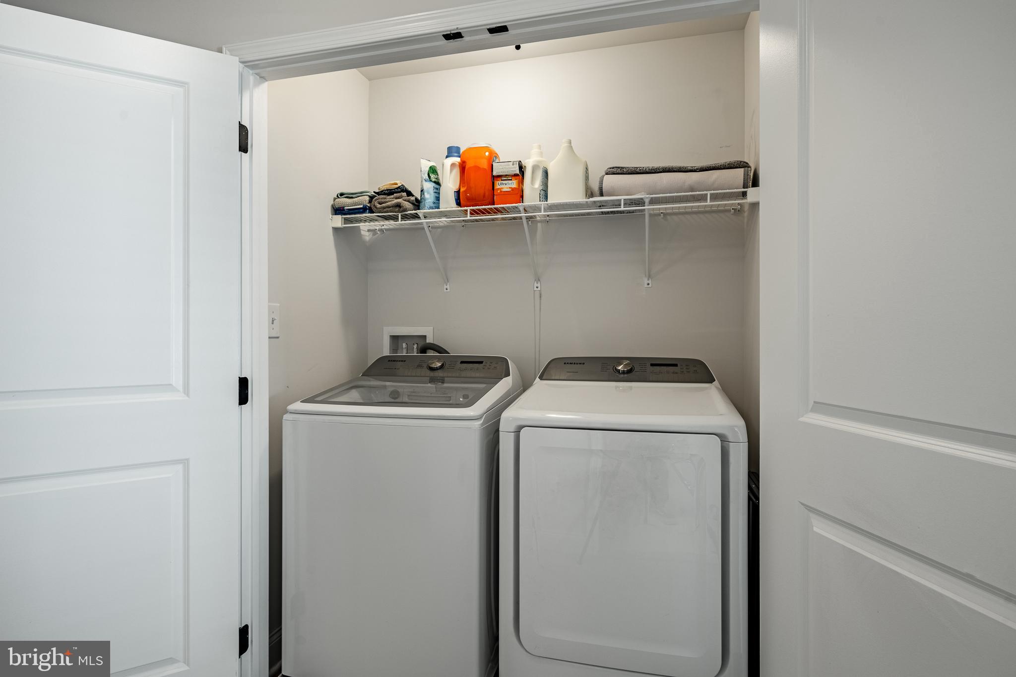 105 Eastwing Alley Springfield, PA 19064 - Photo 25 of 36 Convenient Hall Laundry