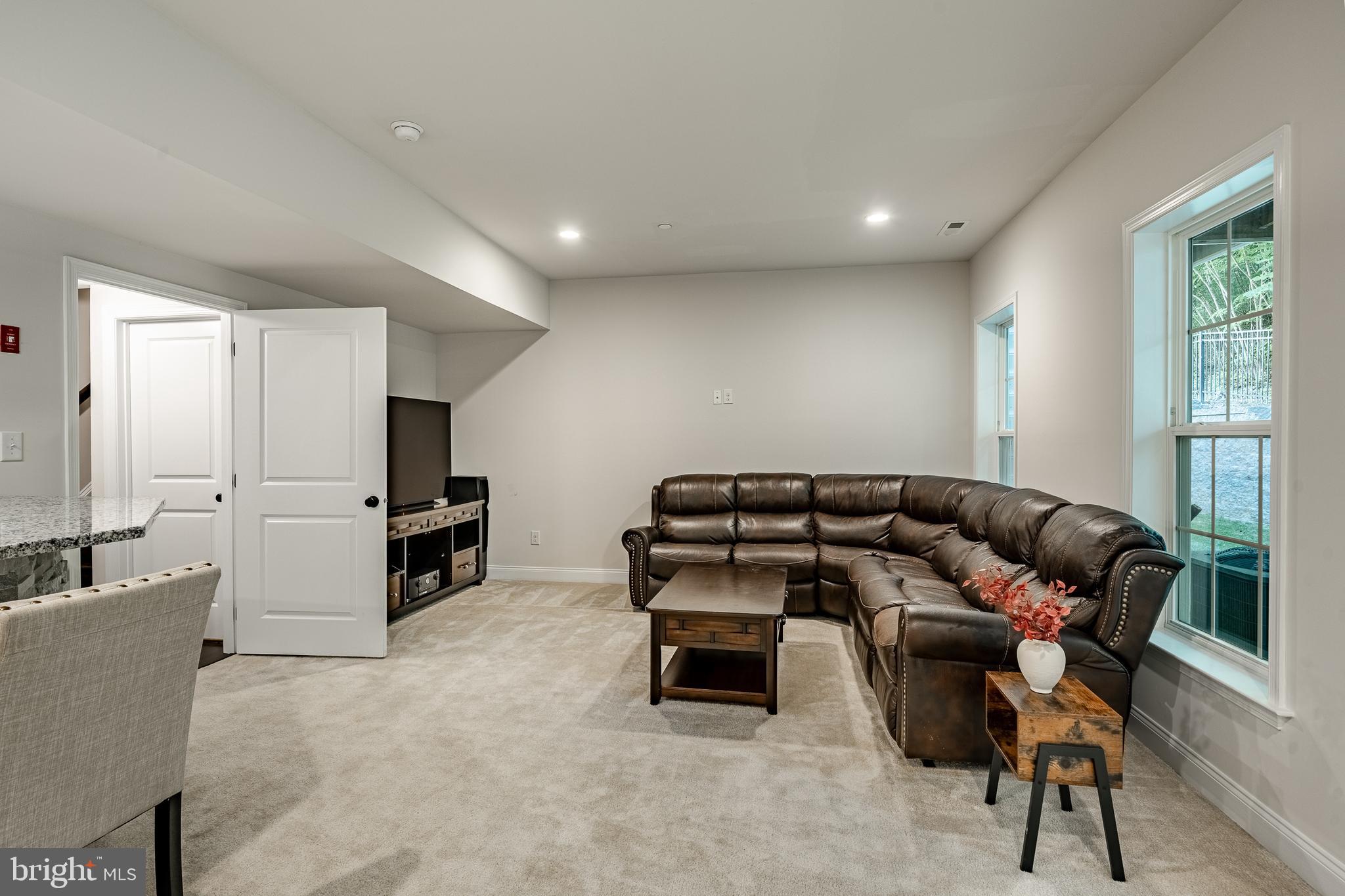 105 Eastwing Alley Springfield, PA 19064 - Photo 28 of 36 Great Space for Entertaining