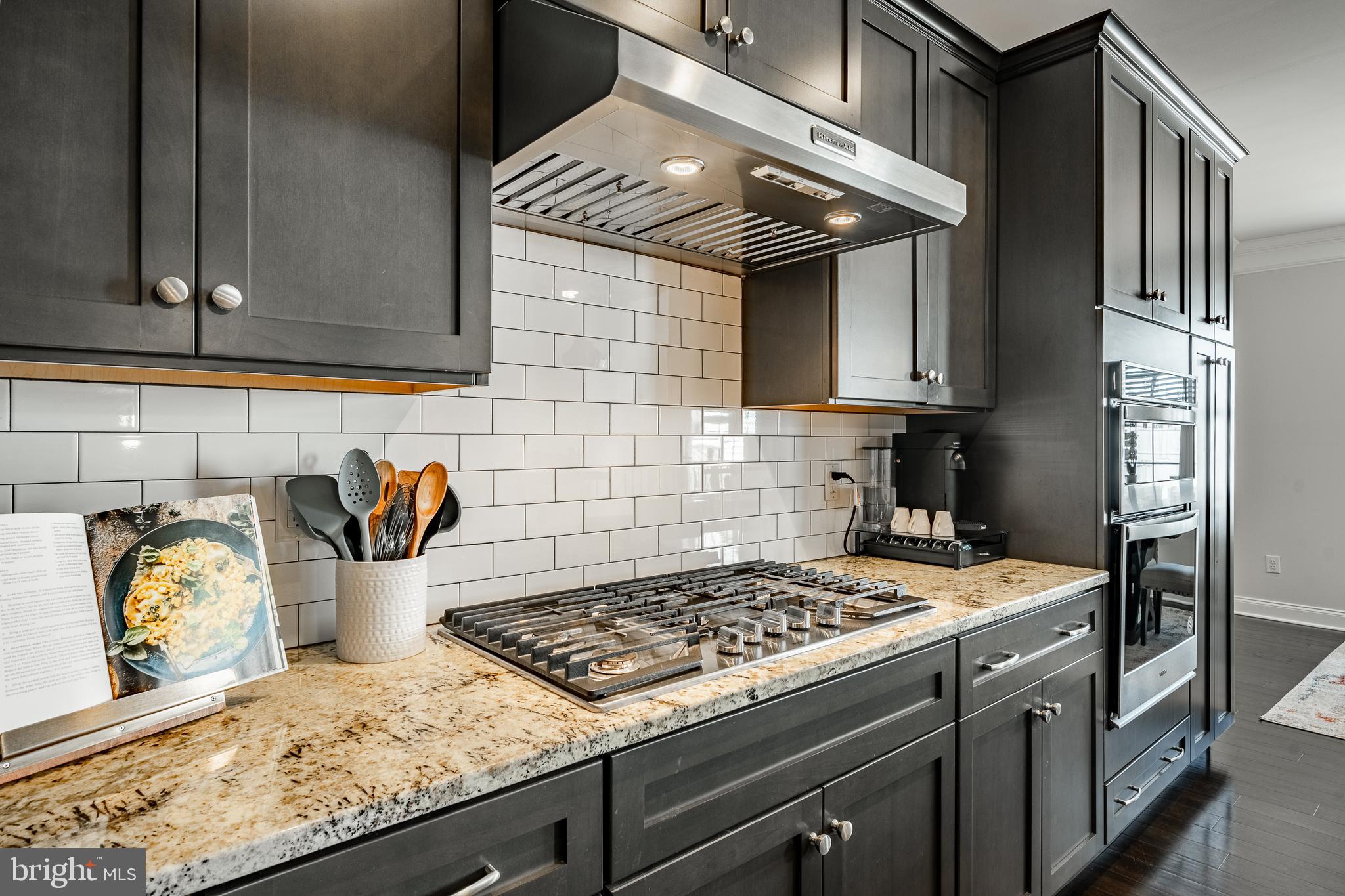 105 Eastwing Alley Springfield, PA 19064 - Photo 4 of 36 Gourmet Cooking