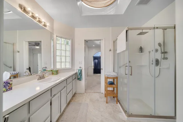 $421,000 | 905 Roble Avenue, Modesto, CA 95354