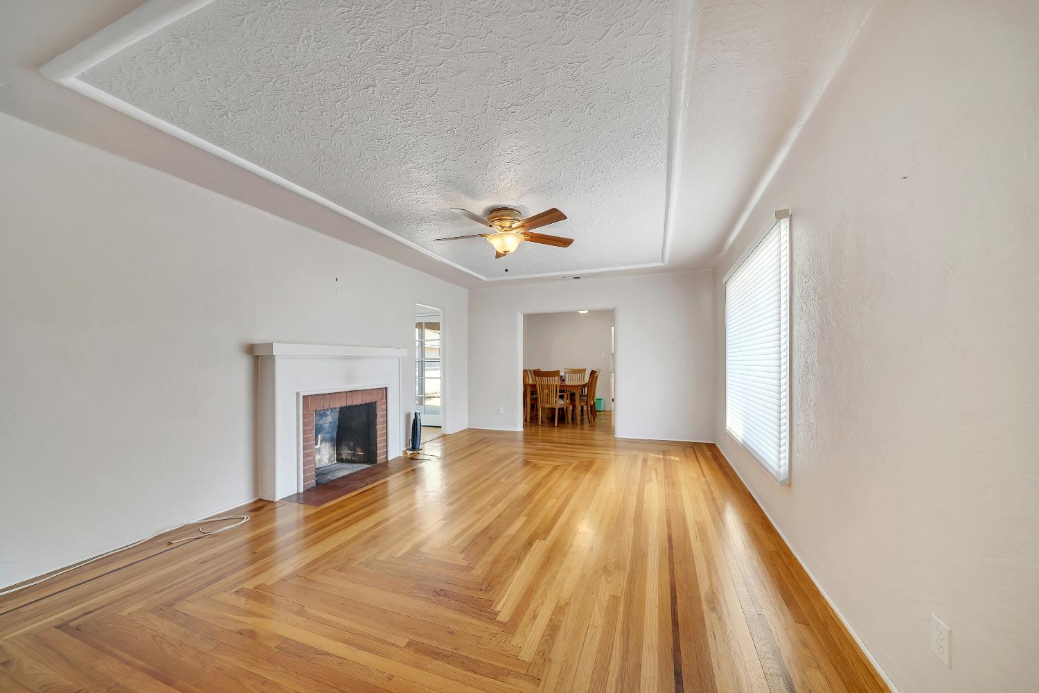 905 Roble Avenue Modesto, CA 95354 - Photo 15 of 29