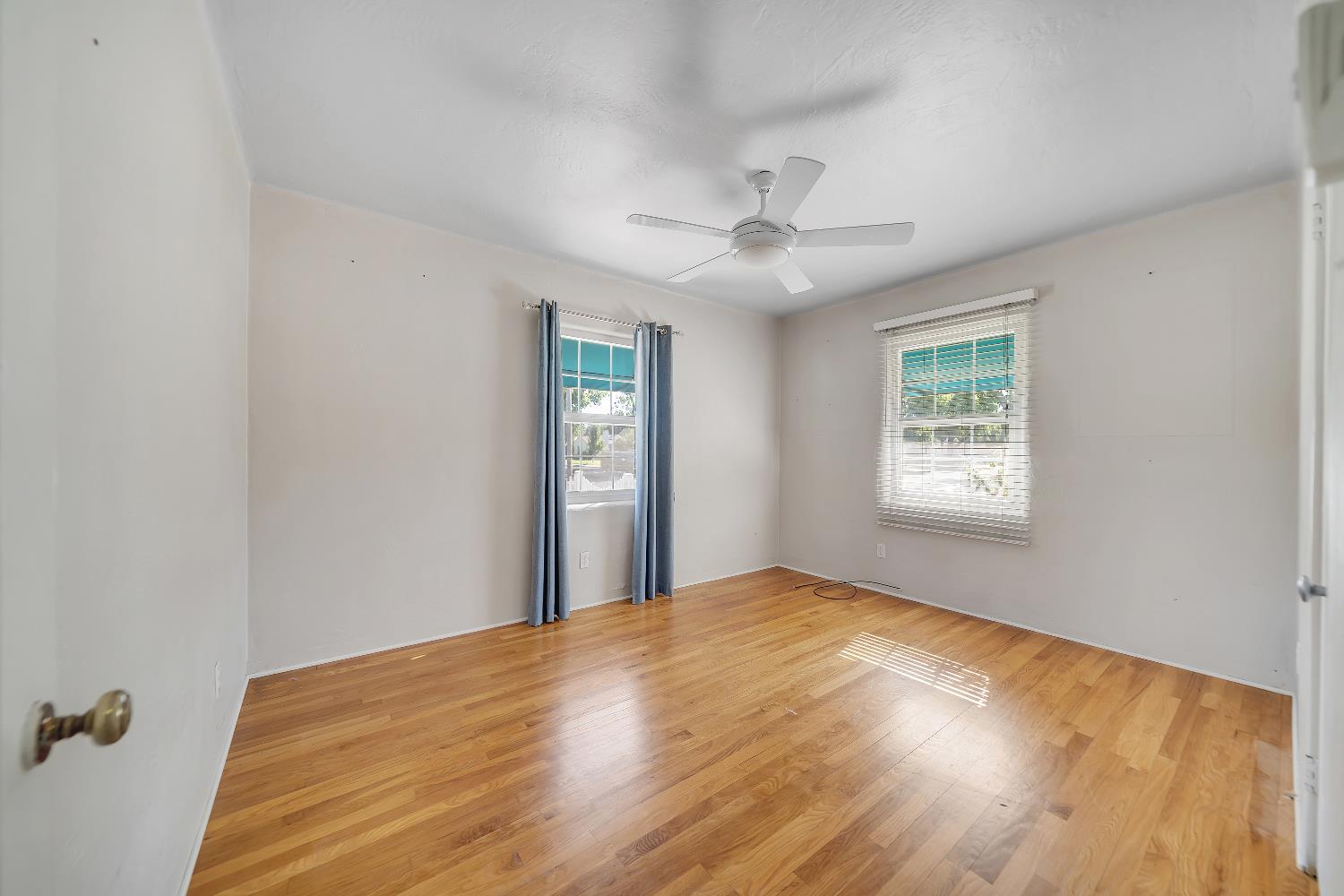 905 Roble Avenue Modesto, CA 95354 - Photo 8 of 29