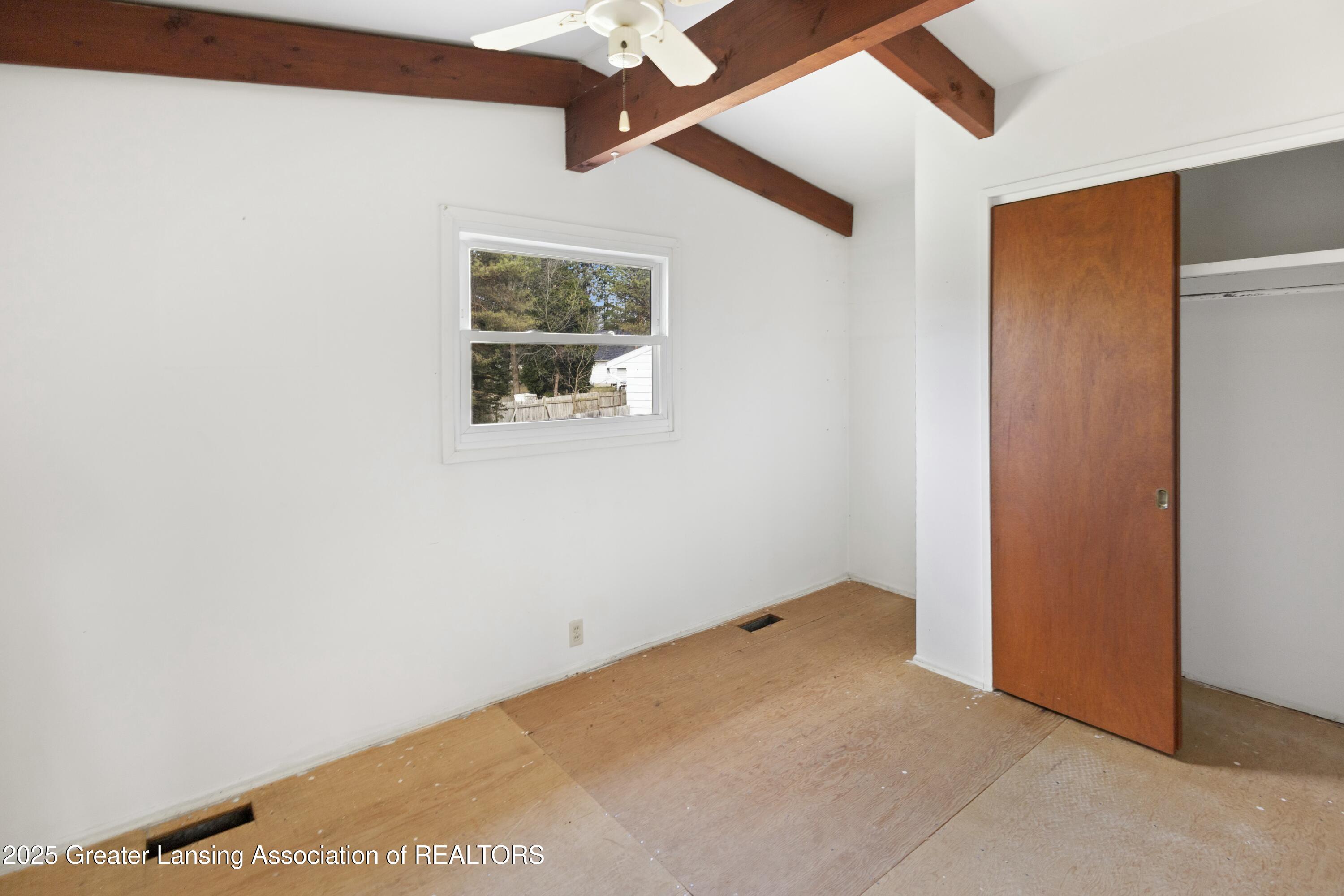 16682 Marsh Road East Lansing, MI 48823 - Photo 28 of 55 tempImagenrozHZ