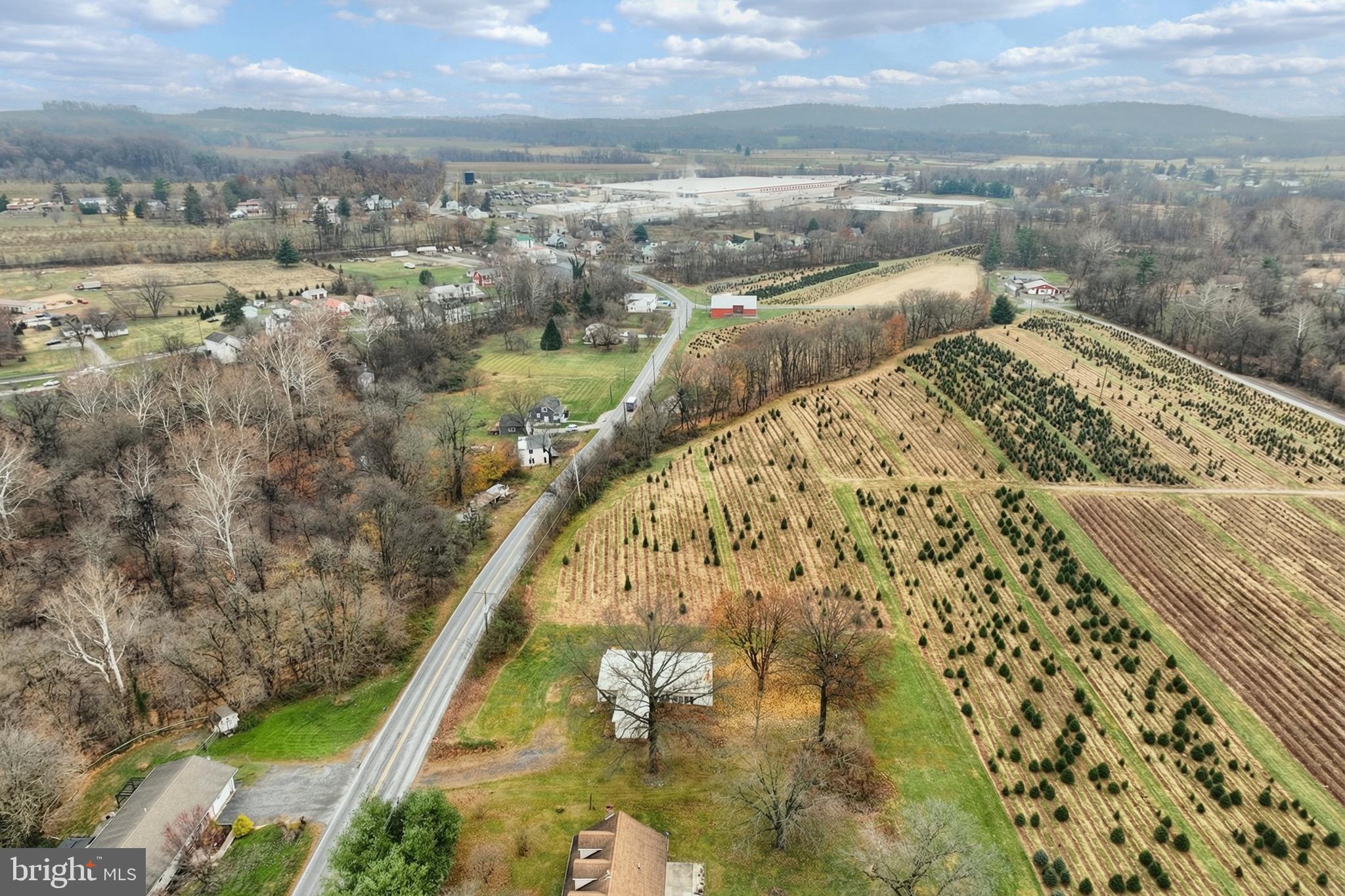 539 Aspers-Bendersville Road Aspers, PA 17304 - Photo 8 of 26 an aerial view of residential houses with outdoor space