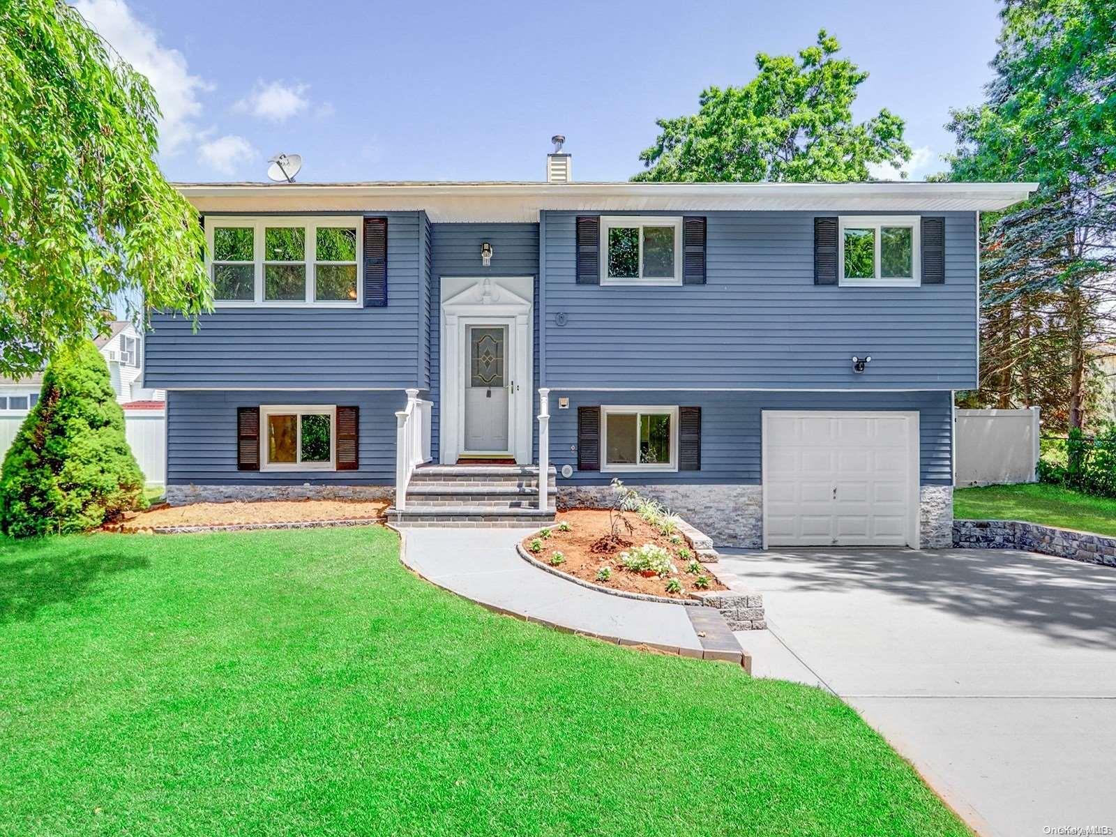 19 Ronde Drive Commack, NY 11725 - Photo 1 of 1 Gallery Image 1