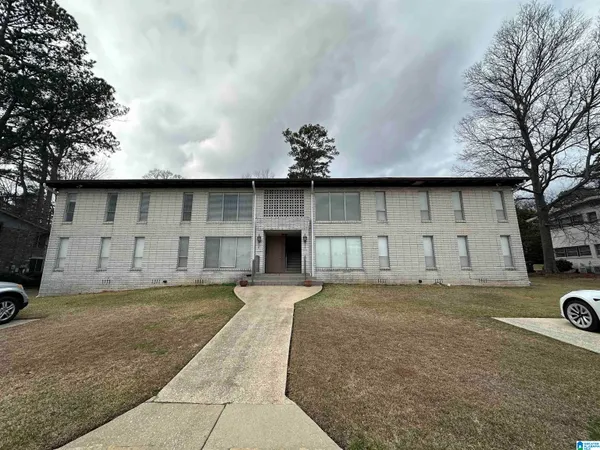 $1,400 | 1834 Montclair Lane, Unit C, Birmingham, AL 35216