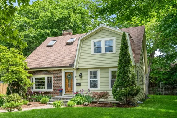 $1,625,000 | 3 Berkeley Road, Wellesley, MA 02482