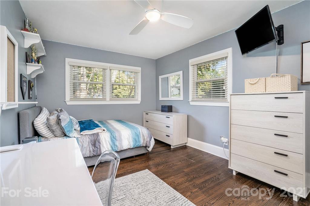 4600 Water Oak Road Charlotte, NC 28211 - Photo 19 of 41 Gallery Image 19