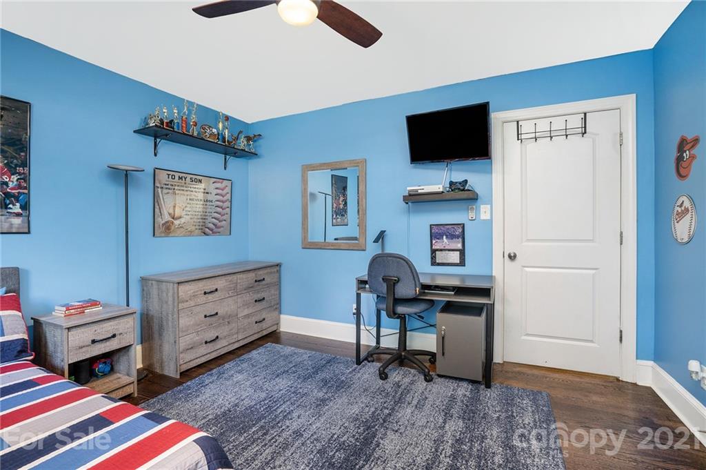 4600 Water Oak Road Charlotte, NC 28211 - Photo 24 of 41 Gallery Image 24