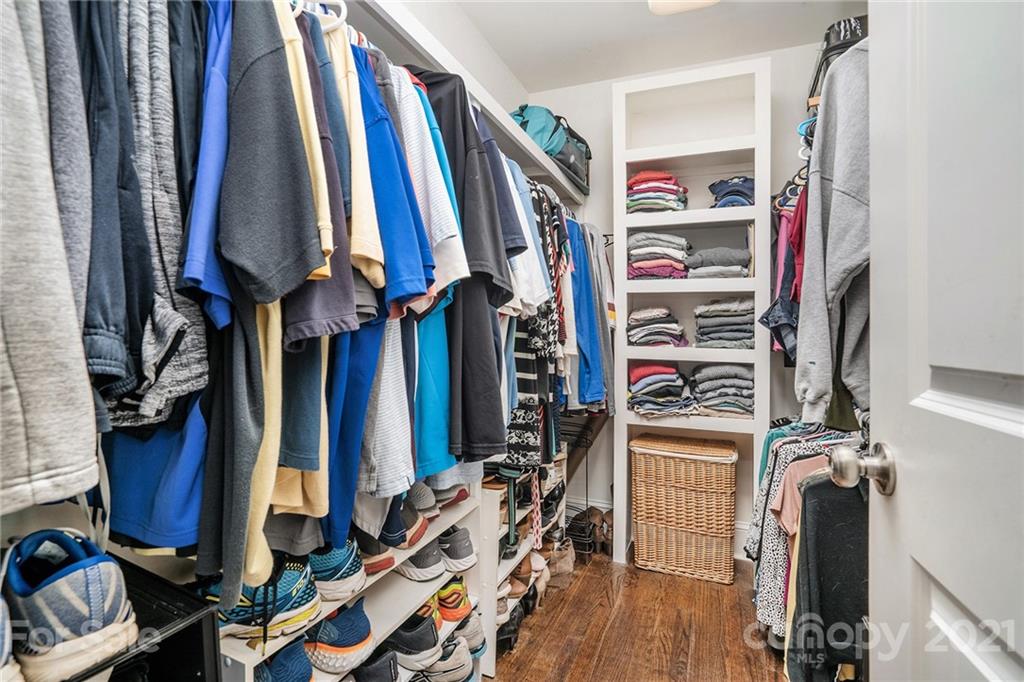 4600 Water Oak Road Charlotte, NC 28211 - Photo 28 of 41 Gallery Image 28