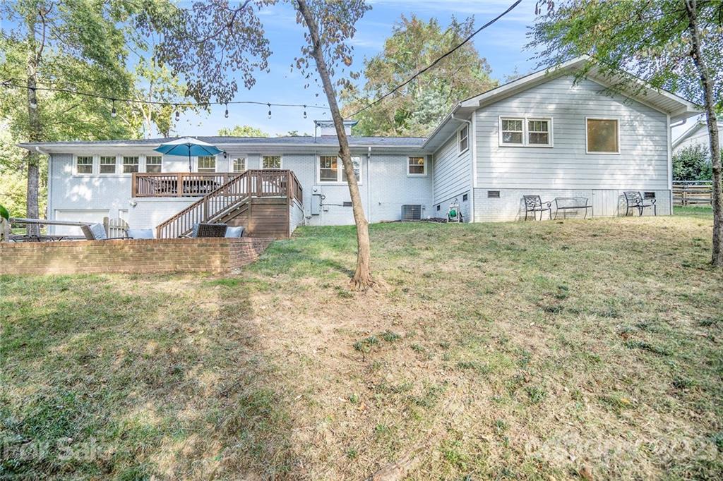 4600 Water Oak Road Charlotte, NC 28211 - Photo 35 of 41 Gallery Image 35