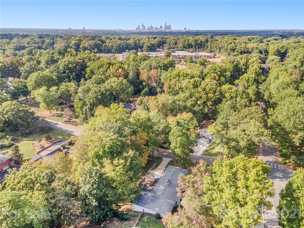 4600 Water Oak Road Charlotte, NC 28211 - Photo 38 of 41 Gallery Image 38