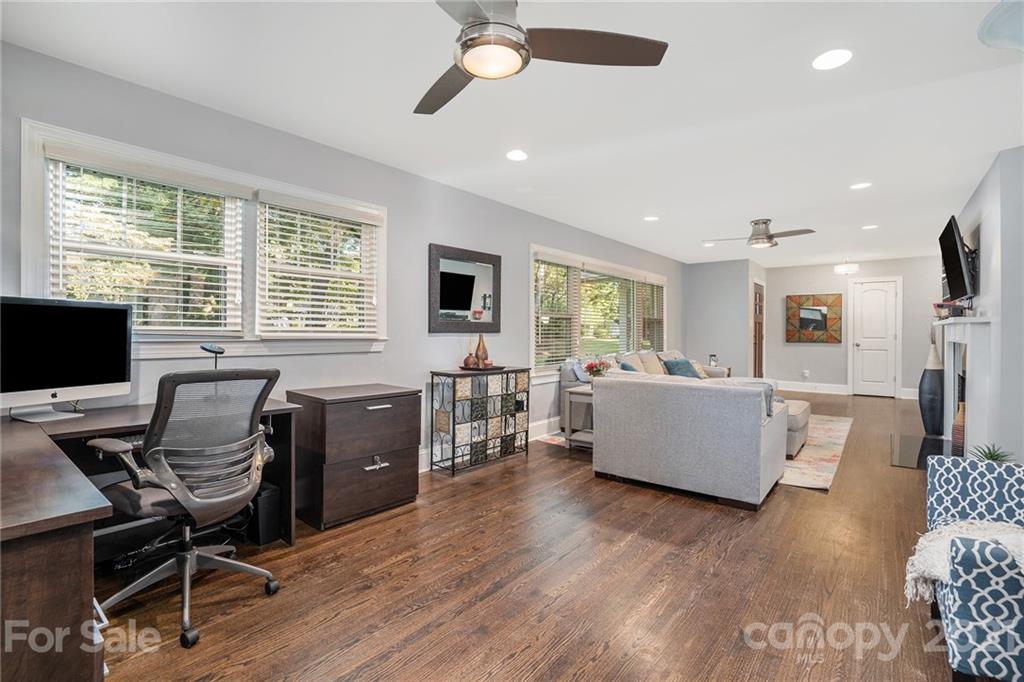 4600 Water Oak Road Charlotte, NC 28211 - Photo 9 of 41 Gallery Image 9