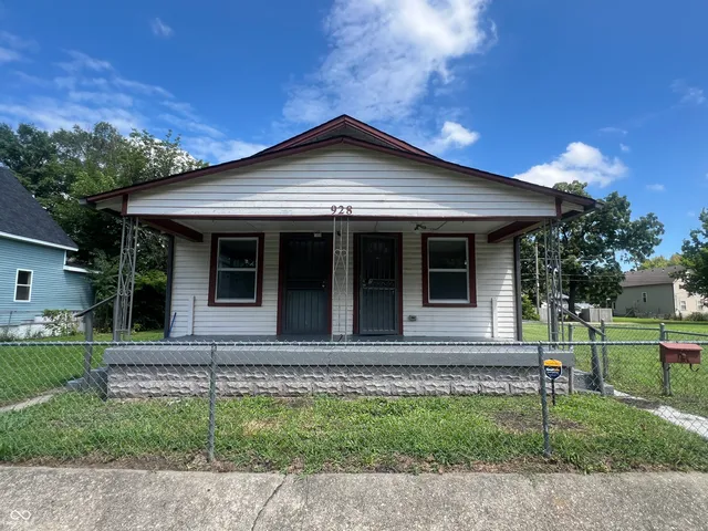$1,200 | 928 Udell Street, Indianapolis, IN 46208