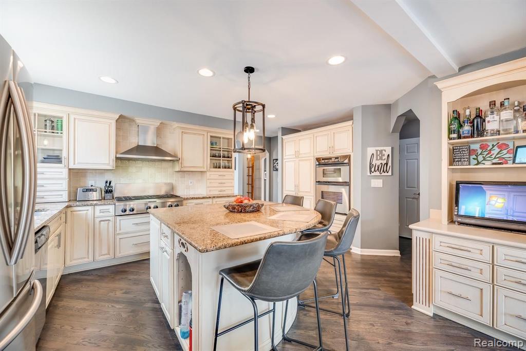 518 Barrington Road Grosse Pointe, MI 48230 - Photo 14 of 64