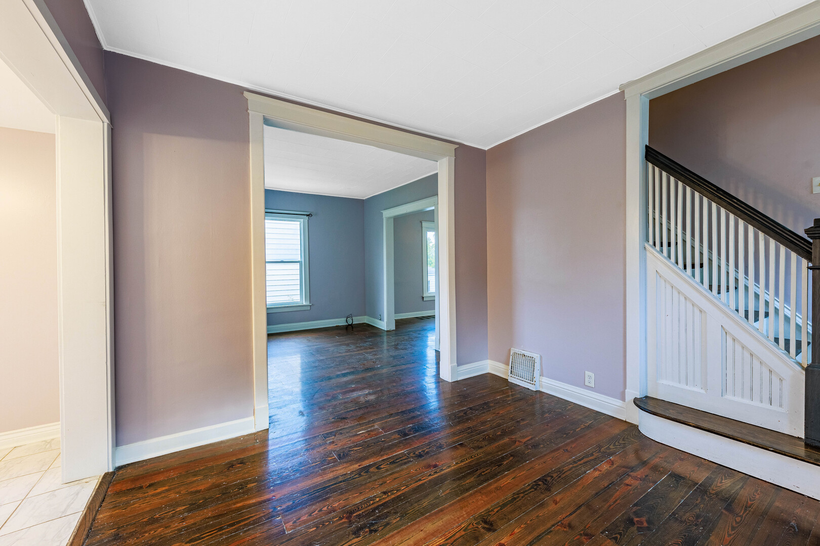 914 Jasper Street Joliet, IL 60436 - Photo 5 of 25