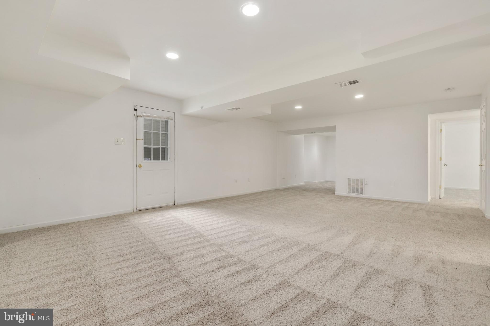 20254 Ordinary Place Ashburn, VA 20147 - Photo 18 of 35