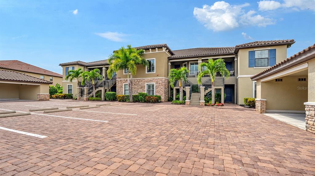 13702 Messina Loop, Unit 104 Lakewood Ranch, FL 34211 - Photo 14 of 71 Gallery Image 14