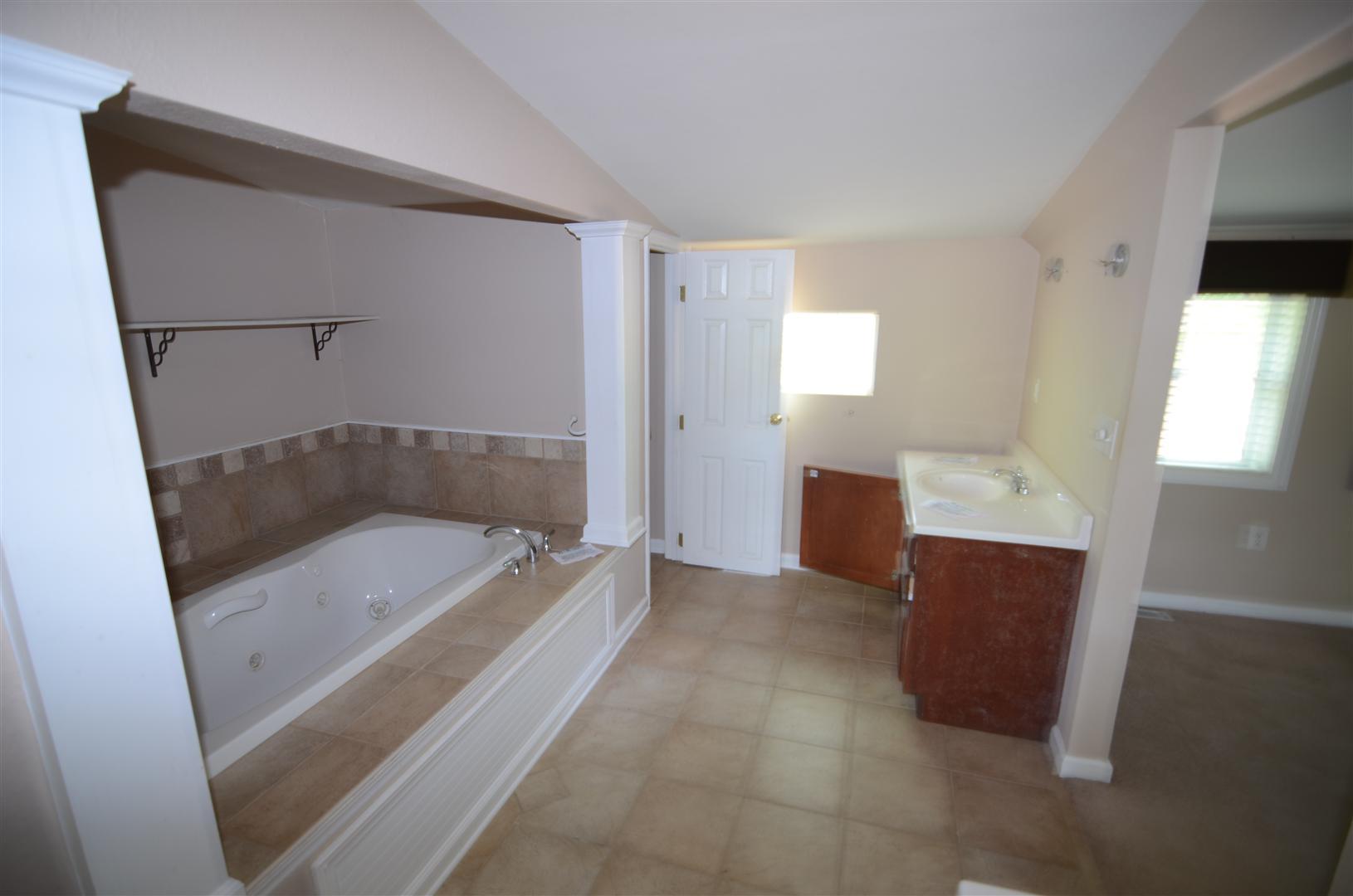 7106 Old Jacksonboro Road Ravenel, SC 29470 - Photo 8 of 14 Master Bath