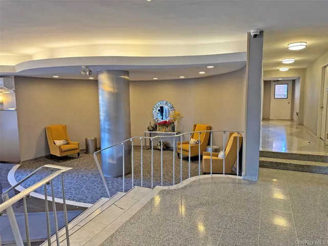 $379,900 | 5700 Arlington Avenue, Unit 2MN | North Riverdale