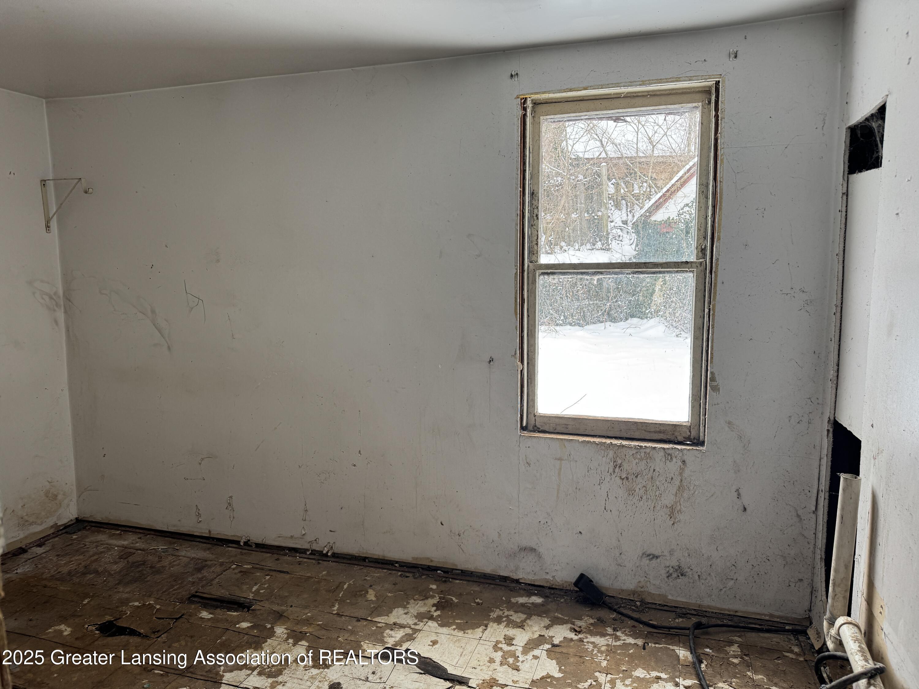 1909 Perrine Road Rives Junction, MI 49277 - Photo 6 of 24 Photo Feb 20 2025, 2 58 07 PM