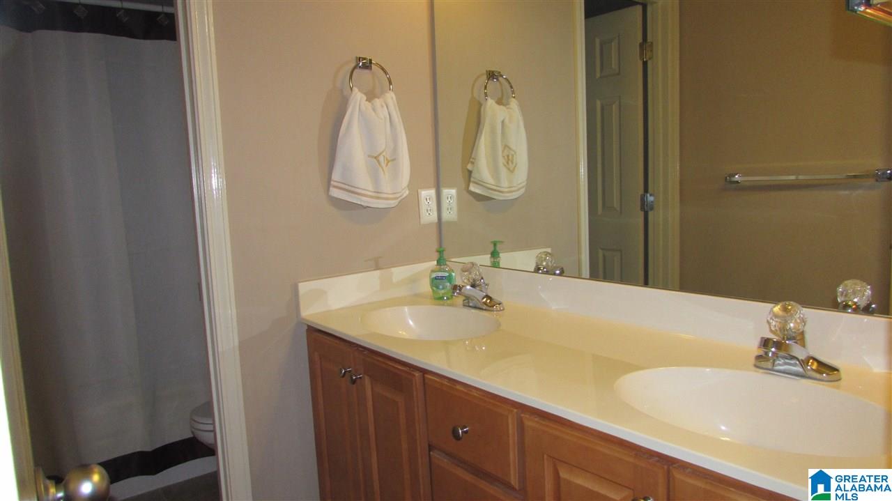249 Queens Gate Alabaster, AL 35114 - Photo 20 of 32