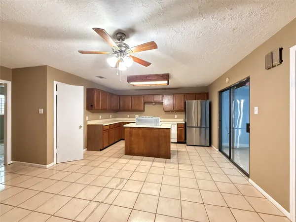 $1,850 | 13218 Avonshire Drive, Houston, TX 77083