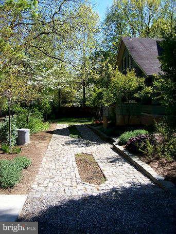 23 Normal Terrace Baltimore, MD 21286 - Photo 4 of 17 Exterior (General)