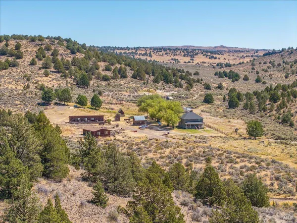 $29,950,000 | 737-650 Tuledad Road, Ravendale, CA 96123