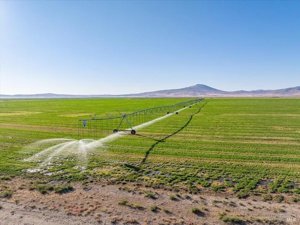 $29,950,000 | 737-650 Tuledad Road, Ravendale, CA 96123