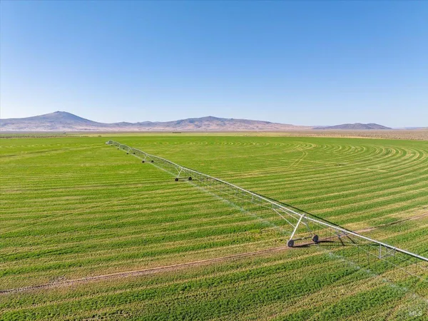 $29,950,000 | 737-650 Tuledad Road, Ravendale, CA 96123