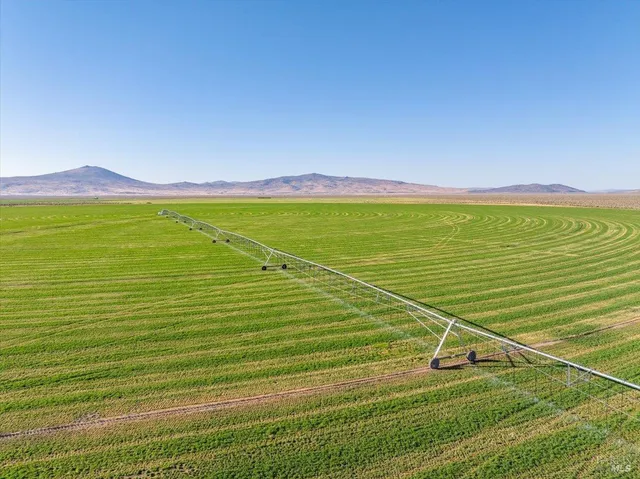 $29,950,000 | 737-650 Tuledad Road, Ravendale, CA 96123