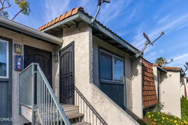 $315,000 | 126 East Ventura Street, Unit F, Santa Paula, CA 93060