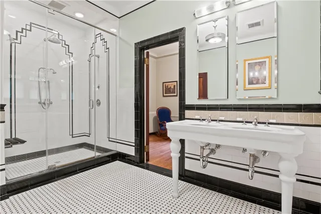 $3,200,000 | 2615 East Avenue, Brighton, NY 14610