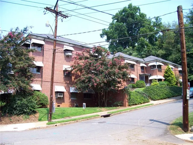 $995 | 840 Carolina Avenue Northwest, Winston-Salem, NC 27101