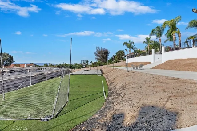 $1,495,000 | 1042 Coronet Drive, Riverside, CA 92506