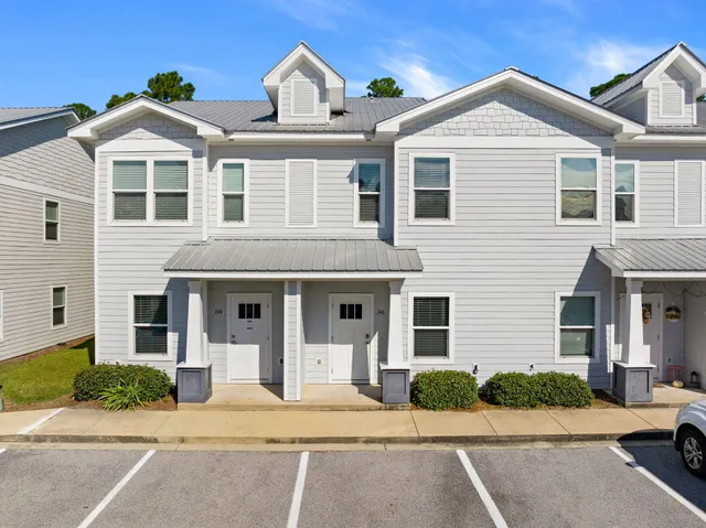 $1,700 | 146 North Sand Palm Road, Unit VISTA, Freeport, FL 32439
