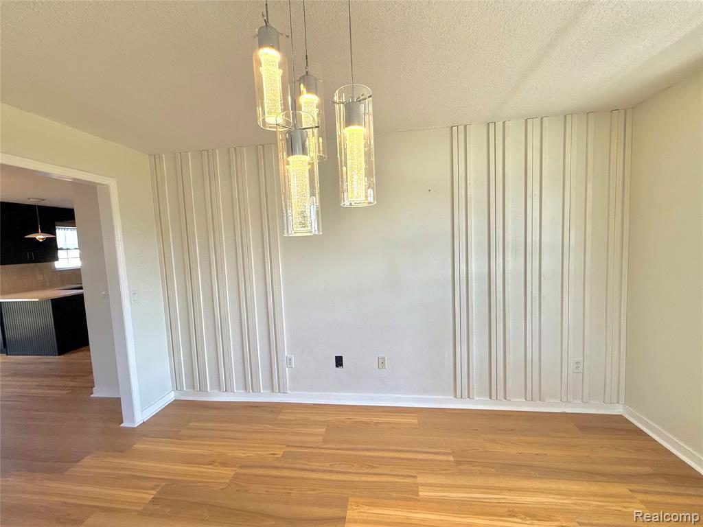 6320 Ruidoso Drive Saginaw, MI 48603 - Photo 5 of 33