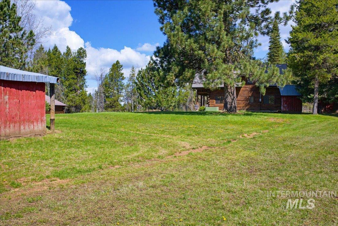 143 East Lk Frk Road McCall, ID 83638 - Photo 31 of 49 Expansive grassy area