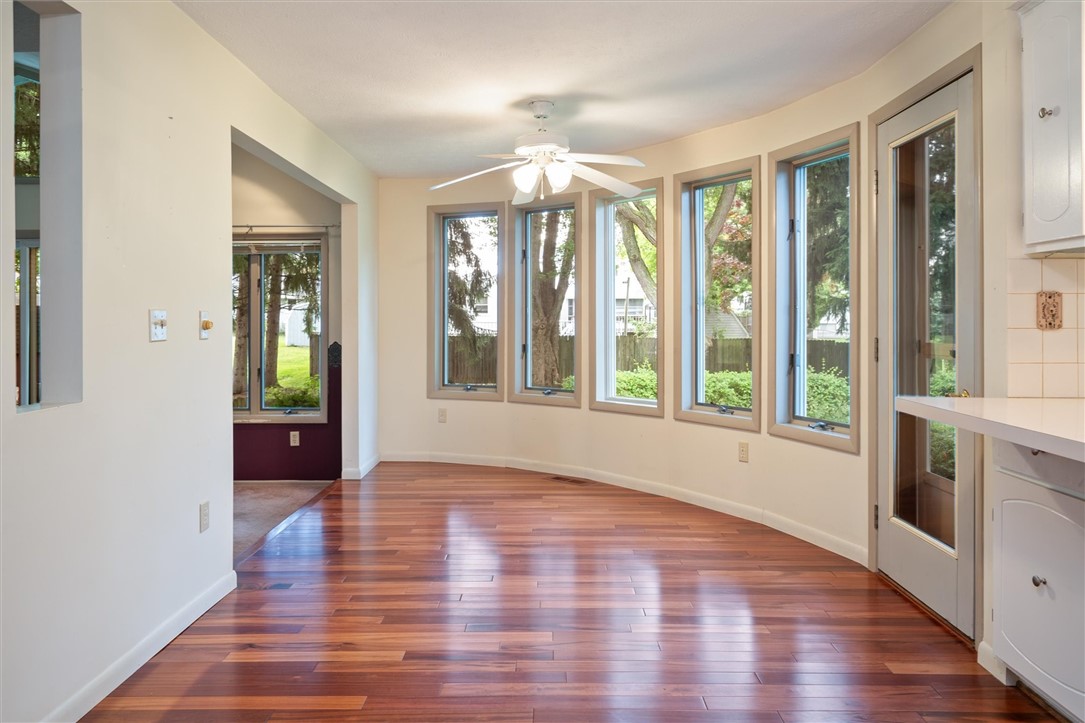 80 Essla Drive Greece, NY 14612 - Photo 17 of 49