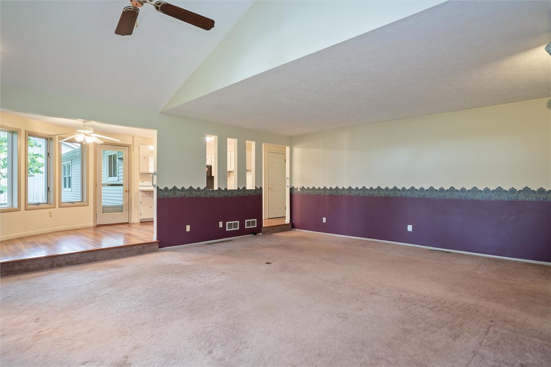 80 Essla Drive Greece, NY 14612 - Photo 21 of 49