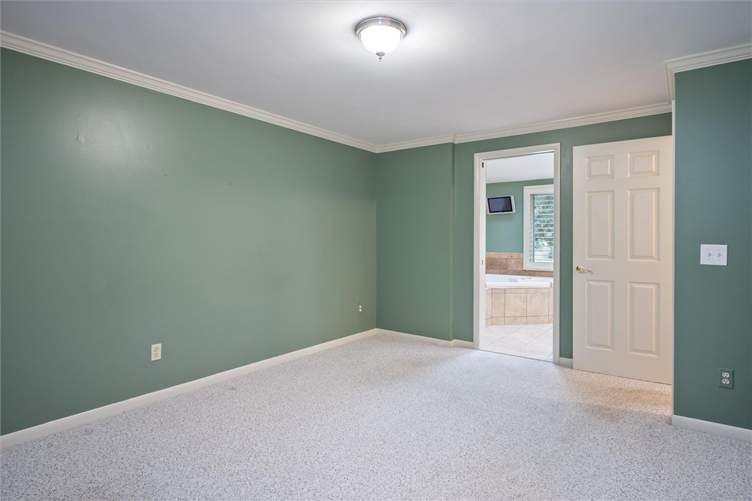 80 Essla Drive Greece, NY 14612 - Photo 35 of 49