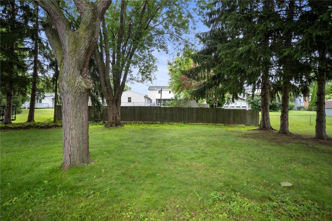 80 Essla Drive Greece, NY 14612 - Photo 8 of 49