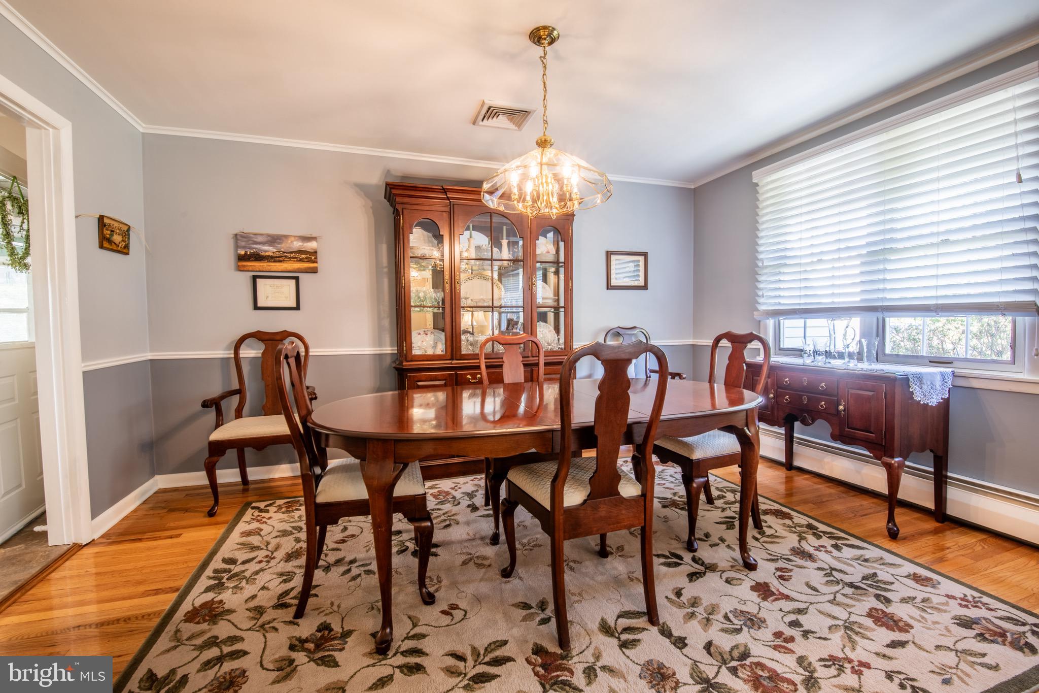 418 Doublewoods Road Langhorne, PA 19047 - Photo 11 of 34 Elegant dining area