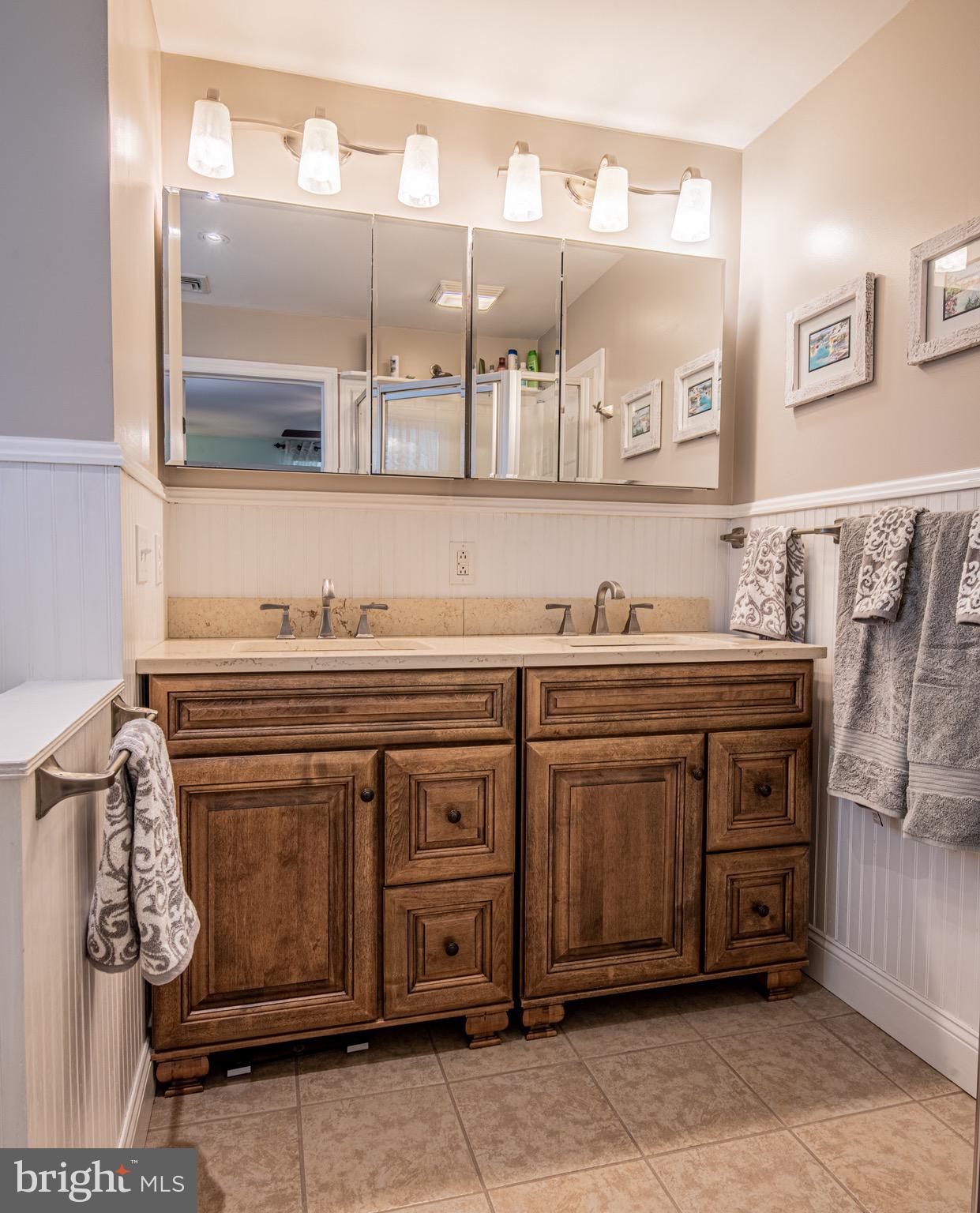 418 Doublewoods Road Langhorne, PA 19047 - Photo 20 of 34 En-suite bath