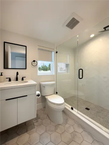 $7,500 | 603 1/2 Iris Avenue, Unit B, Corona del Mar, CA 92625