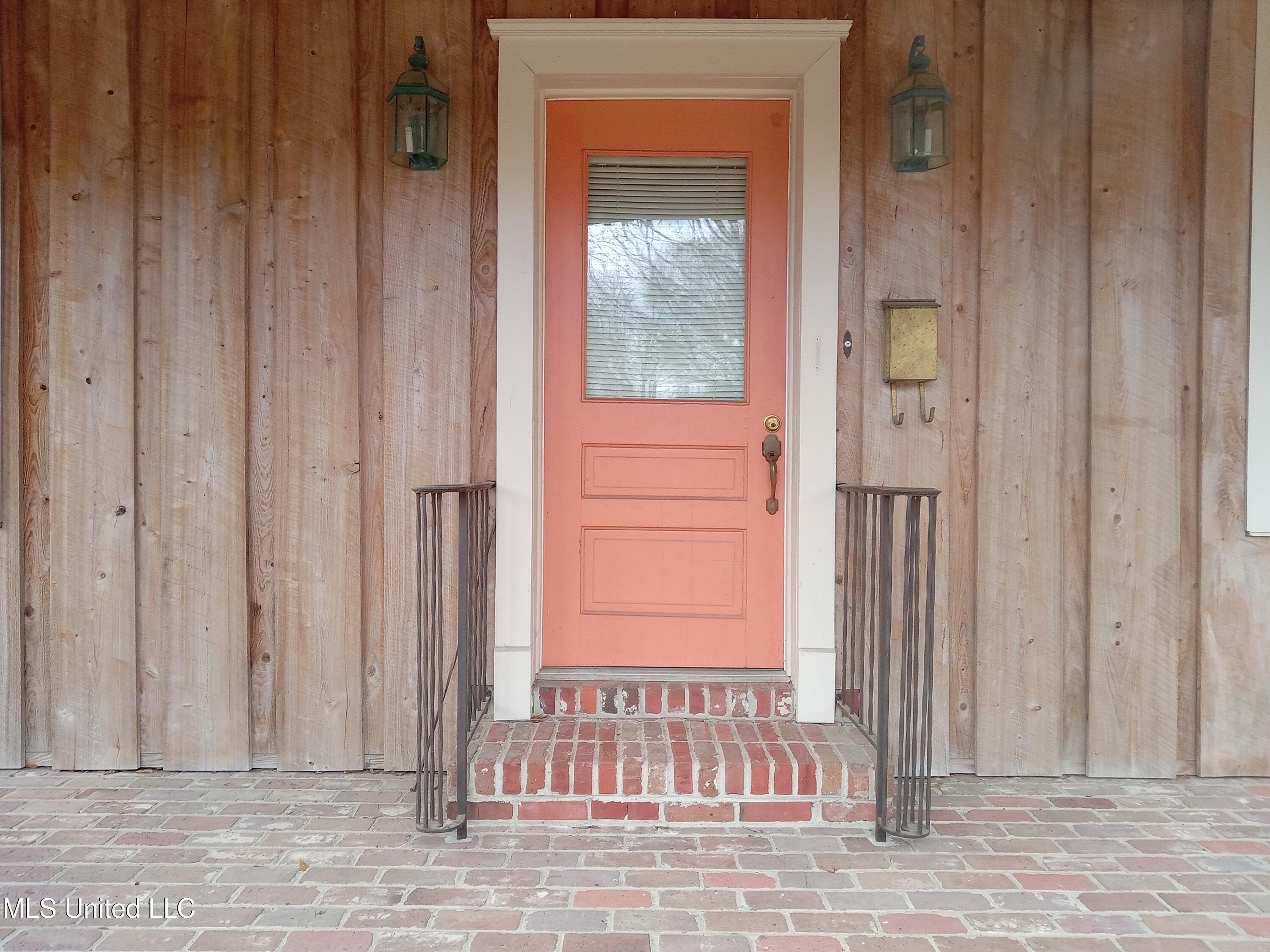 103 Park Avenue Indianola, MS 38751 - Photo 16 of 27 20250101_112135