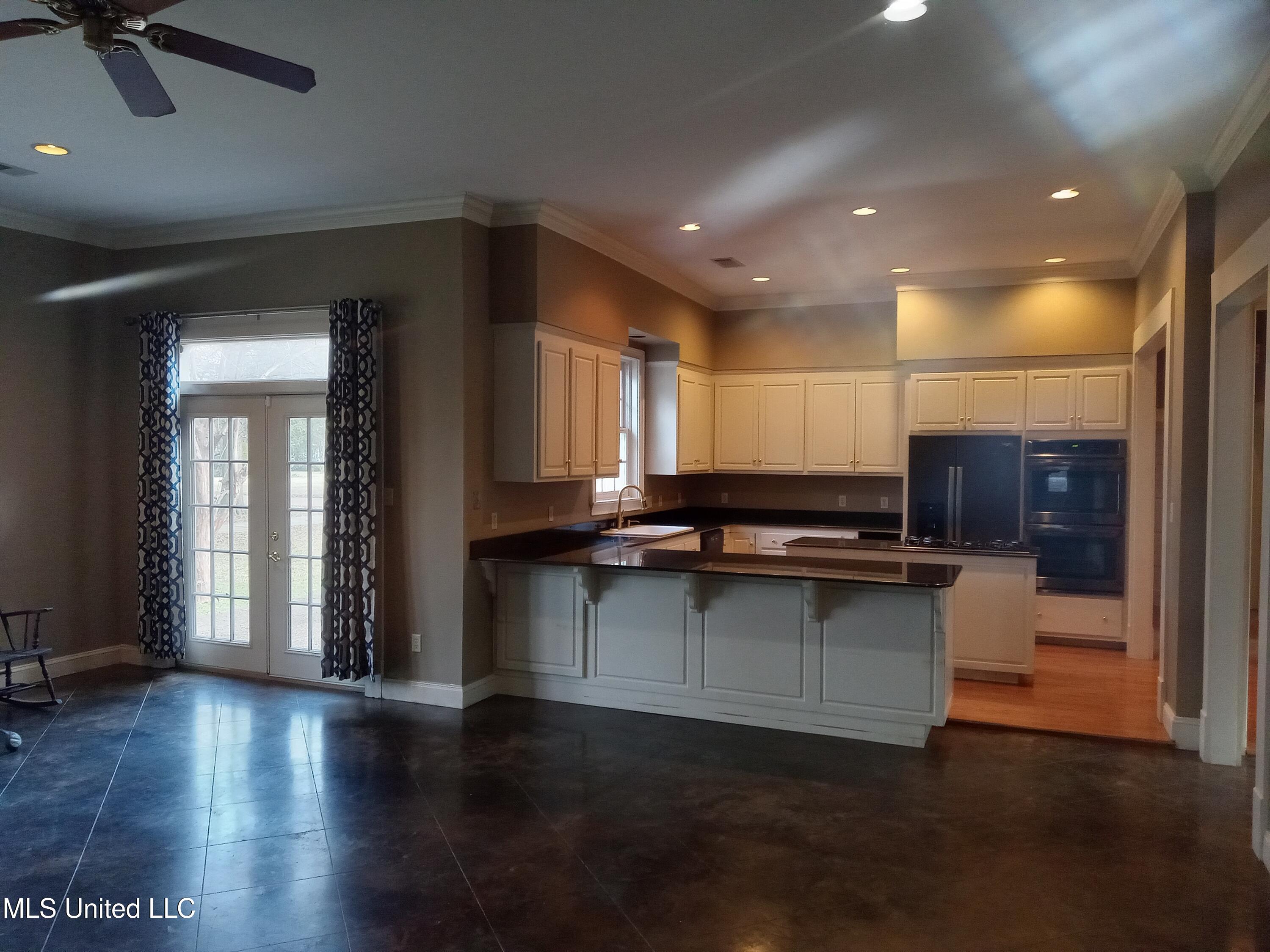 103 Park Avenue Indianola, MS 38751 - Photo 20 of 27 20250111_122356